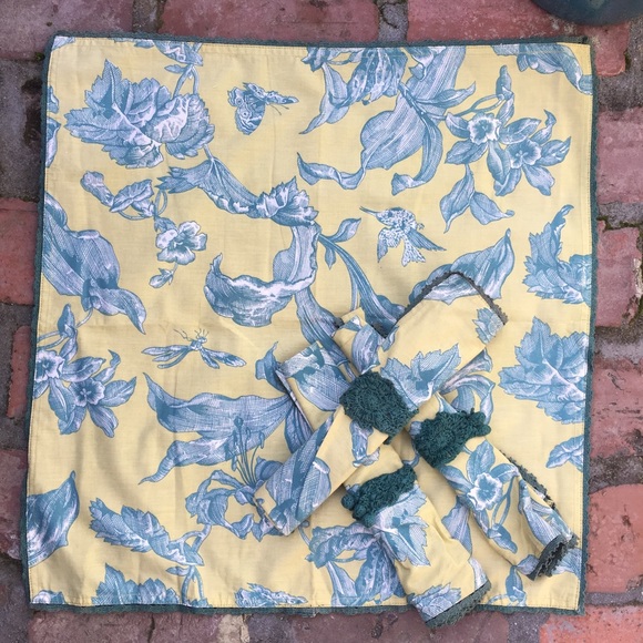 Anthropologie Other - Vintage Anthropologie-4 napkins. Crochet detail!